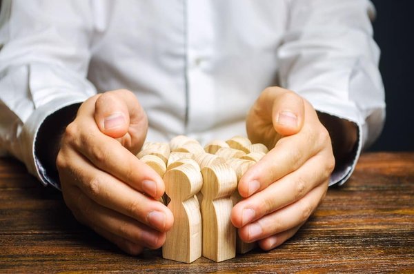 Quelle est la meilleure façon de protéger les données sensibles sur les appareils mobiles en entreprise?